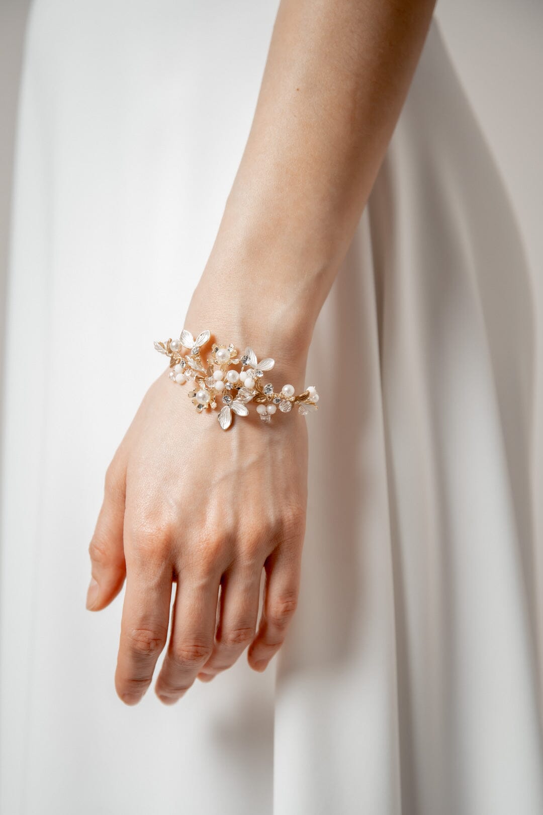 Mehrfarbiges Braut Armband mit Perlen und Strass
