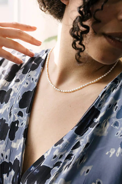 Kurze Halskette mit Süßwasserperlen – Pearl Necklace