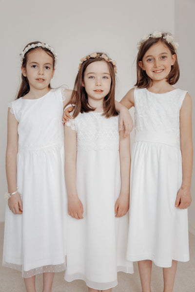 Kurzes Kinderkleid mit Blumenmuster – Lara Ivory