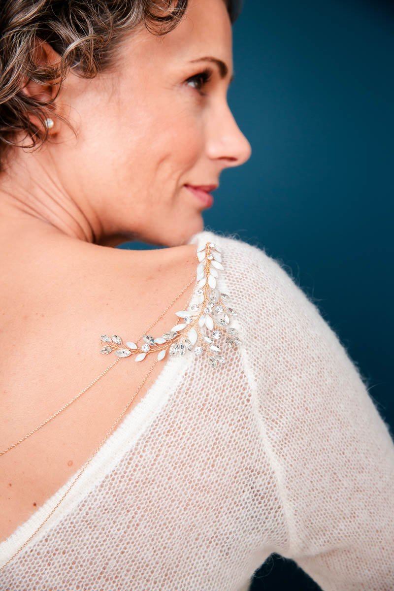 Brautschmuck, Rückenkette mit Kristallblättern