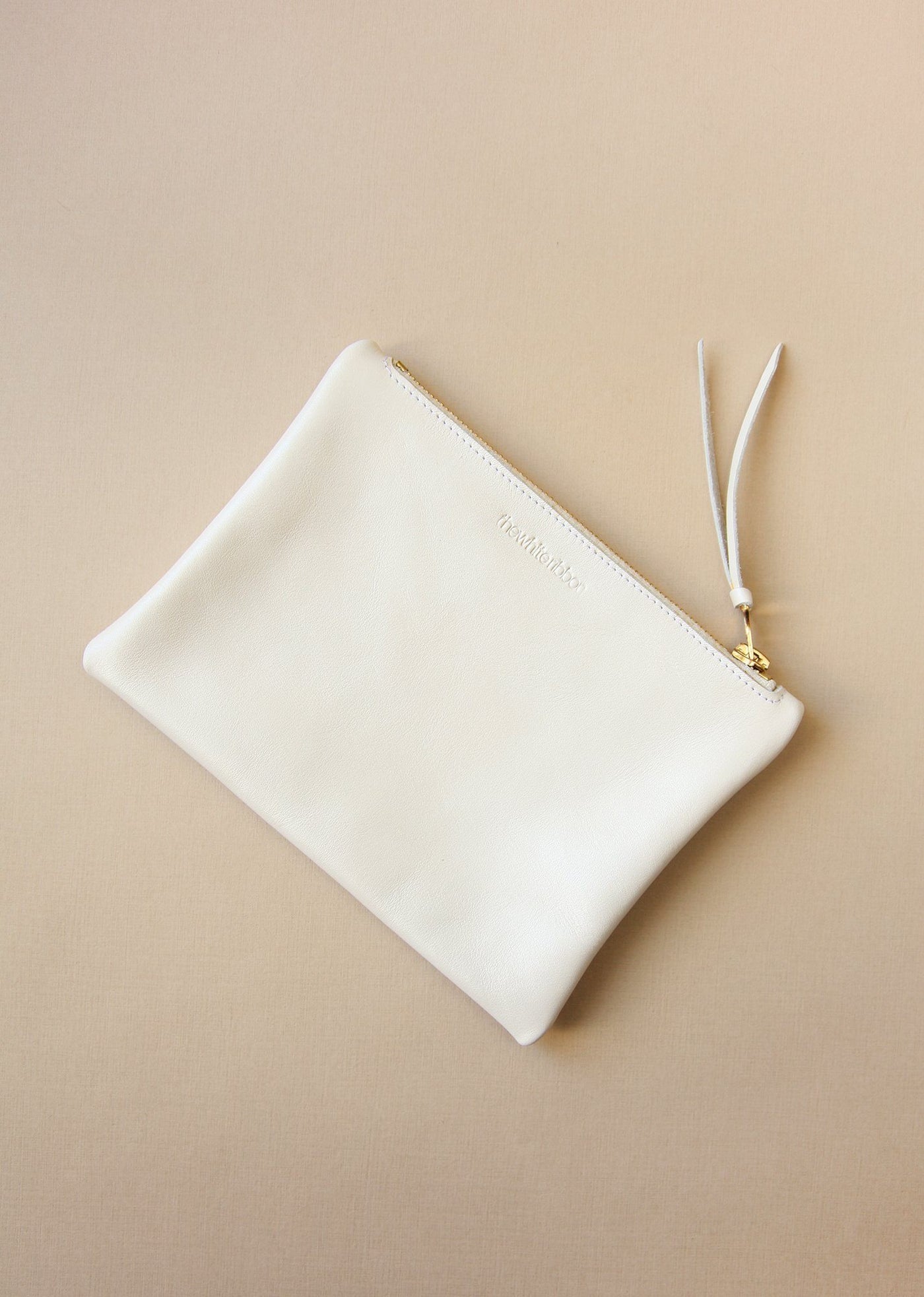 Leder Clutch aus nachhaltiger Produktion für die Hochzeit in Pearl Ivory