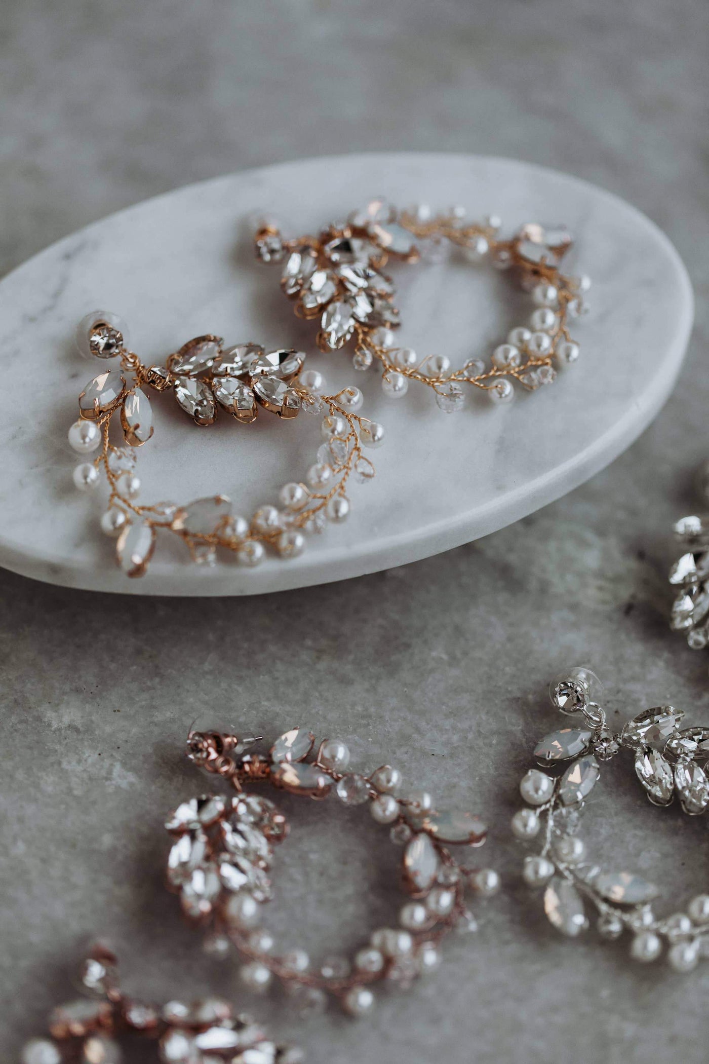 Braut Ohrringe mit Strass und Perlen in Kreisform