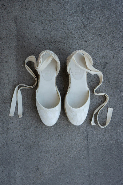 Braut Wedges, Sandalette mit Keilabsatz und Schnürband - Norine