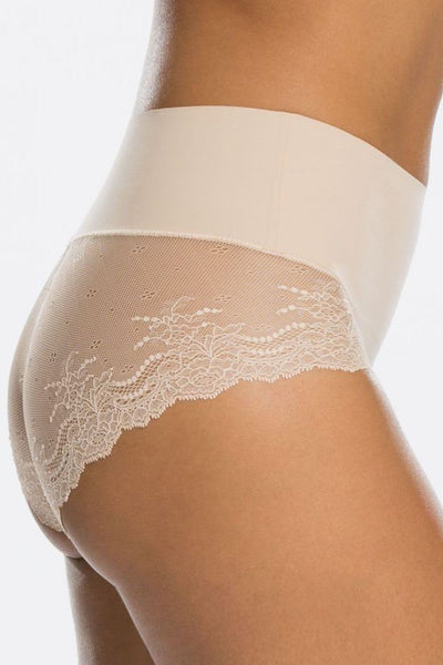 Braut Dessous, Undie-Tectable Lace Hi-Hipster - SPANX in Soft Nude, Beige