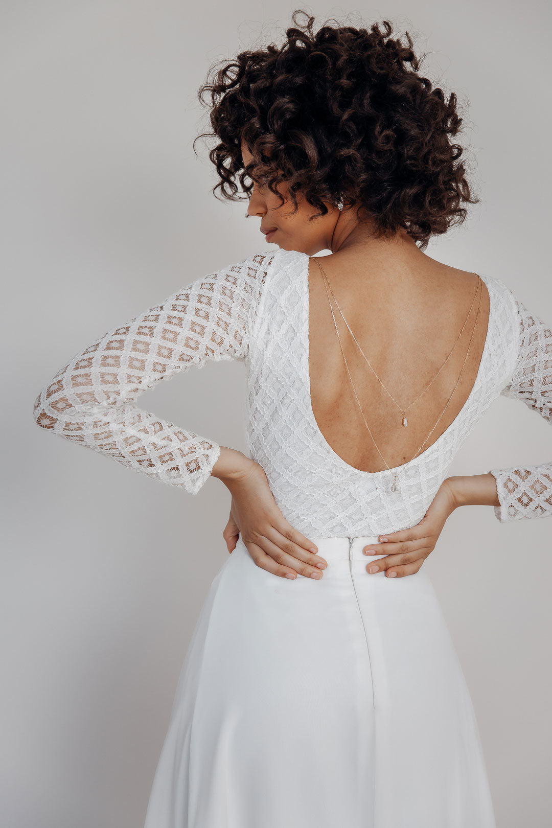 Backless Lace Bodysuit – Lou Body Outlet – noni