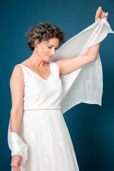 Stola, fließender Schal in Weiß für die Braut
